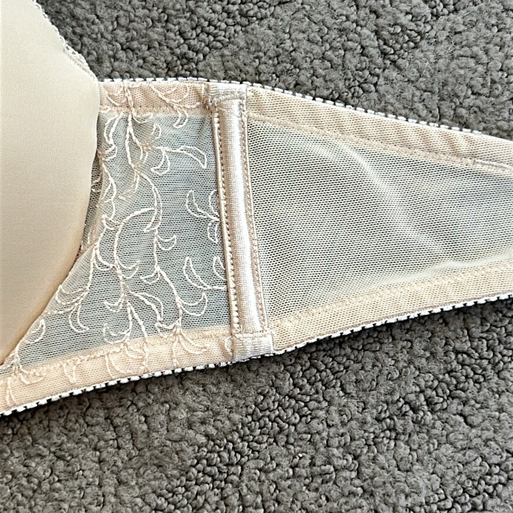 Vanity Fair Nude Strapless Bra Size 38D - Picture 4 of 7